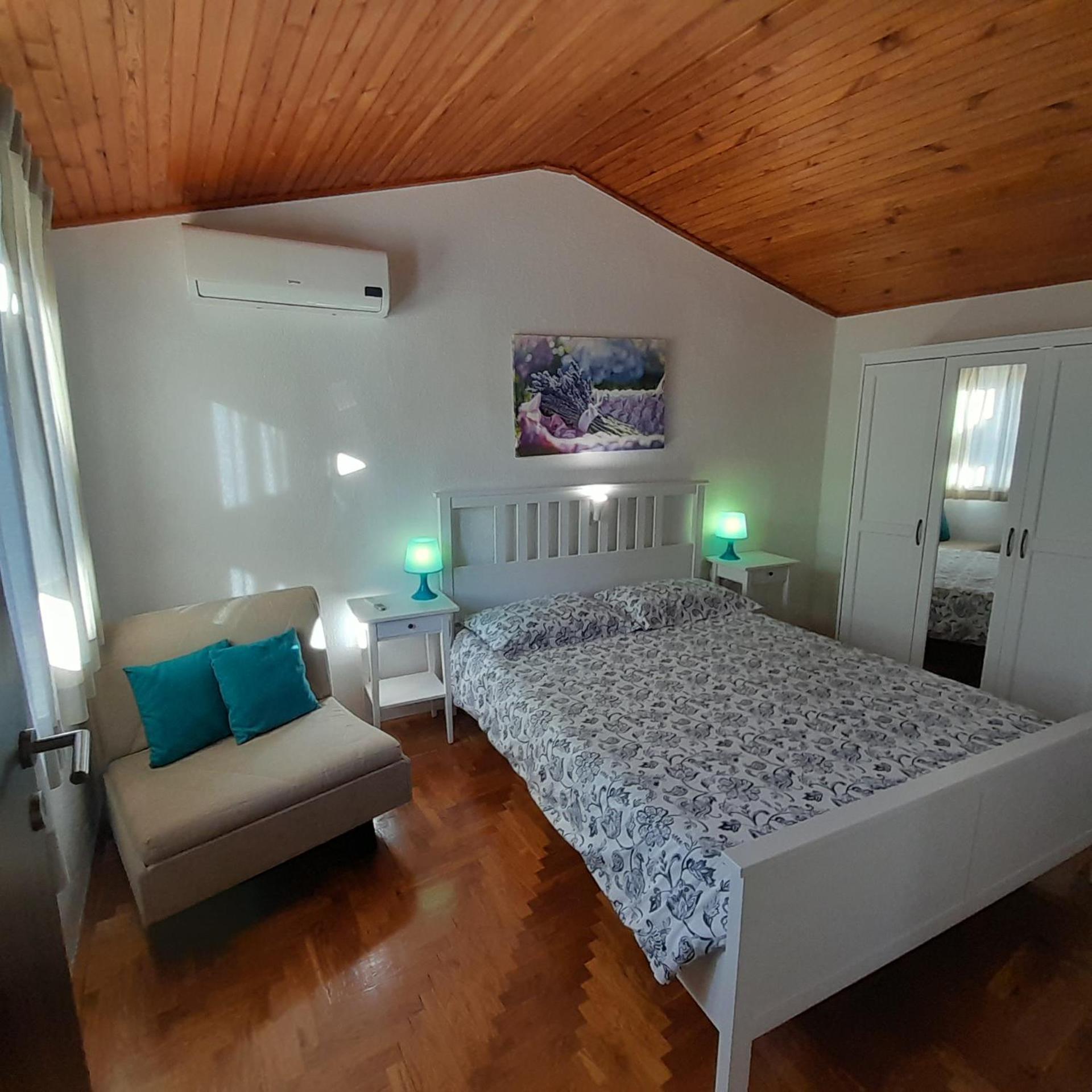 Apartments Renata - Brseč Buitenkant foto